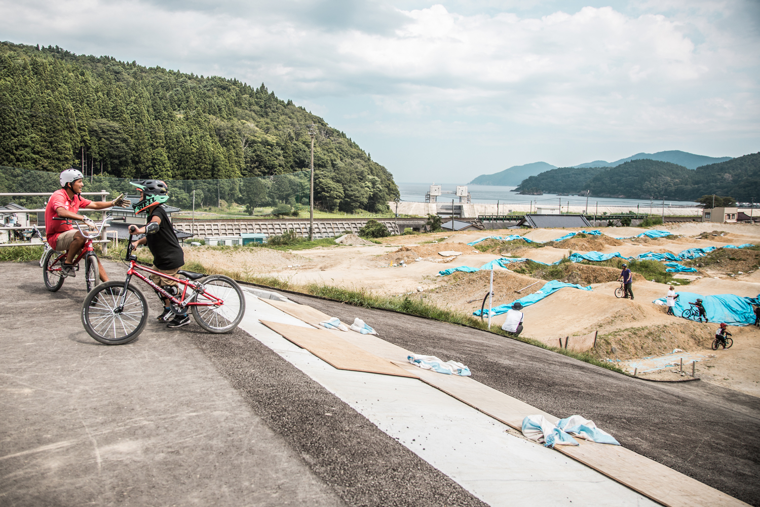 岩手県沿岸の廃校に誕生したBMXパラダイス「三陸BMXスタジアム」 | 81BMX